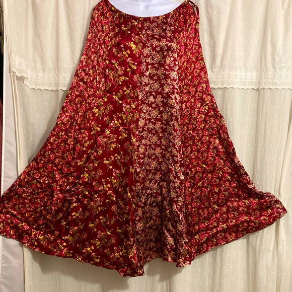 Vintage April Cornell Satiny Floral Skirt - Picture 2 of 14